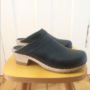 Sven Austrian Medium Heel Clog
